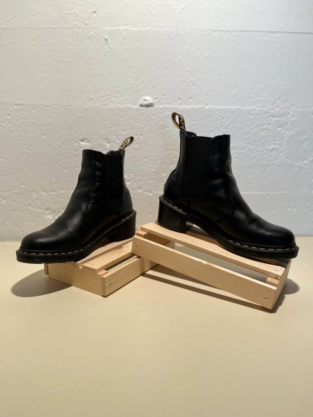 Dr. Martens Women's Cadence Black Leather Heeled Chelsea Boots - Picture 3 of 14